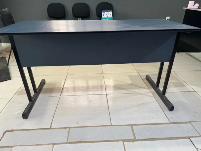 MESA DE ESCRITÓRIO 