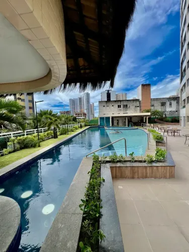 Lindo Apartamento duplex, 2 suites, 2 vagas, 100 metros, mobiliado, no bairro coco com laz