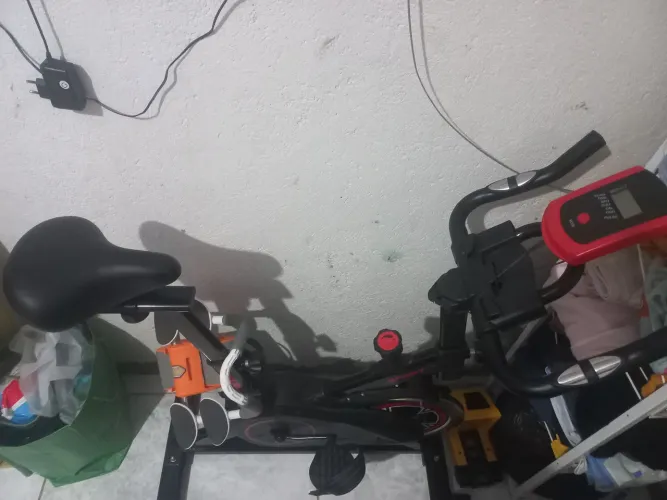 vendo bike de gismata e aparelho abdominal