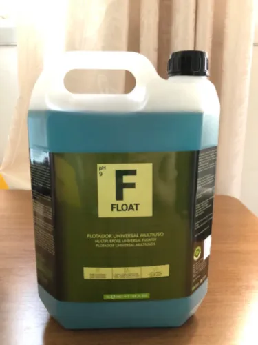 Vendo float 5 litros, lacrado
