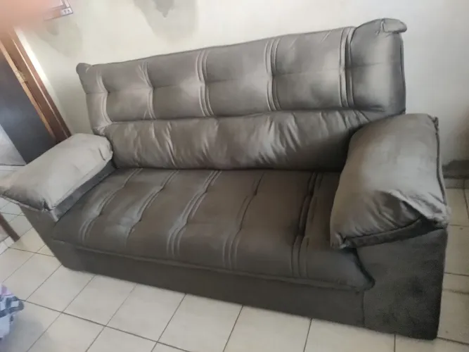 Sofá 3 lugares novo