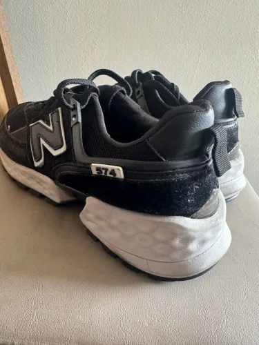 Tênis New Balance 574