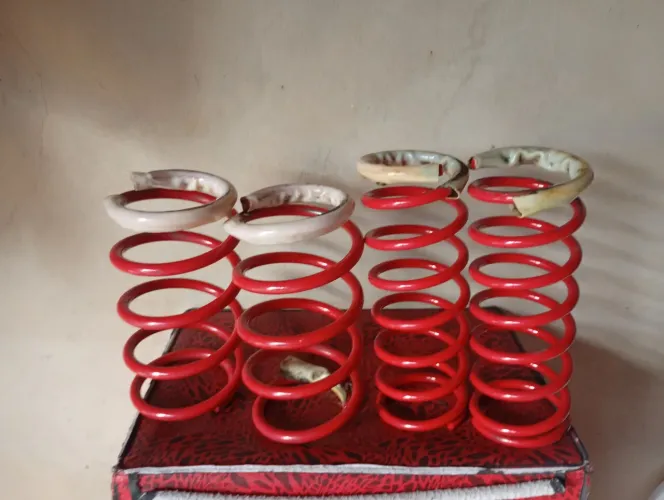 Molas coil original pouco uso excelente!