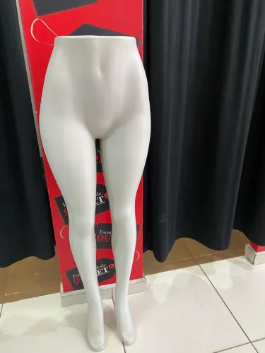 Manequim plástico
