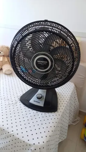 Ventilador semi novo