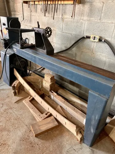 Torno para madeira Invicta 220 v Trifásico
