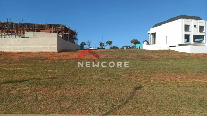 Lote em condomínio em Avenida Adélia José Jorge - Alphaville - Bauru/SP