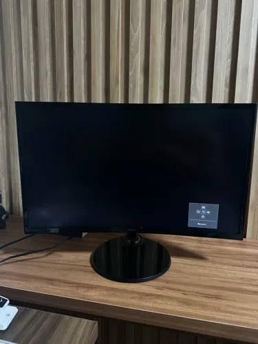 Monitor Samsung tela curva 24 polegadas(troco em iPhone ou vídeo game)