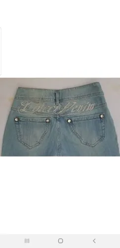 Calça jeans Feminina Skinny da Colcci. Nova. Super Linda e de Qualidade.