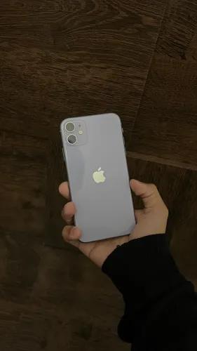 VENDO IPHONE 11 COMPREI OUTRO NÃO USO MAIS 