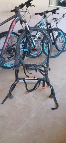 Suporte Bike para carro Sedan 