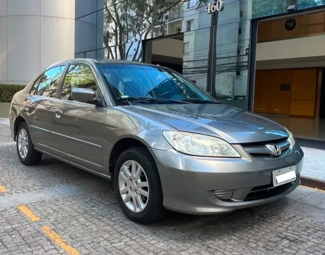 Honda Civic Sedan LX 1.7 16V 115cv Mec. 4P 2004