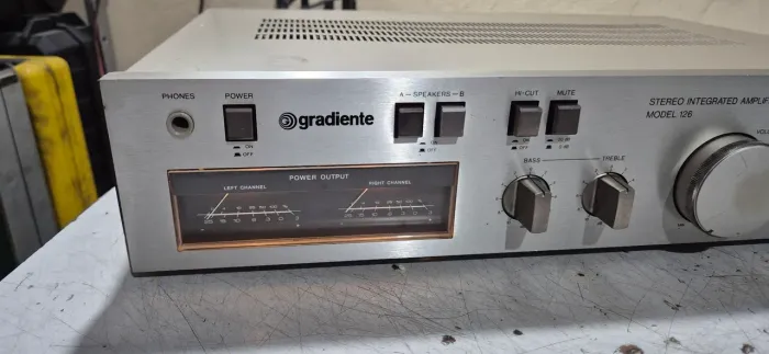 Amplificador gradiente model 126