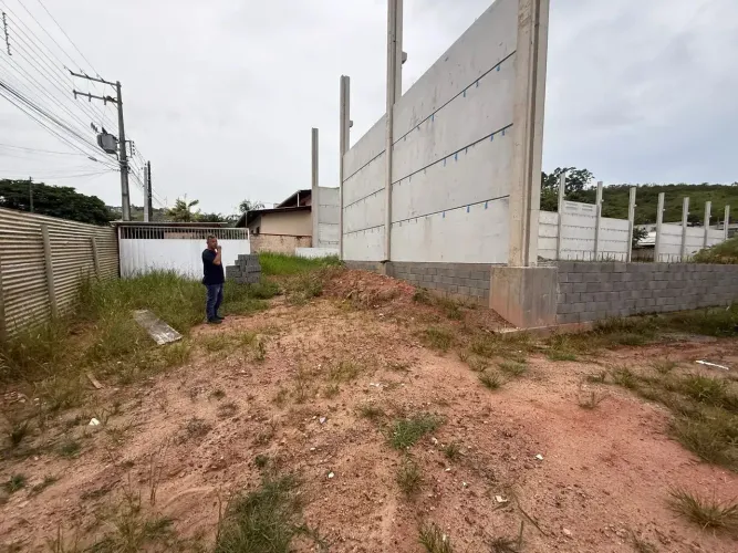 Galpões de 1000 m2 Camboriu sc Bairro Sao Francisco