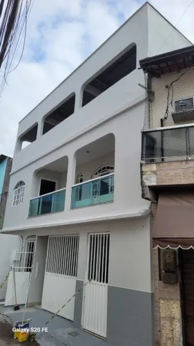 Alugo Prédio com 3 (casas) para EMPRESA