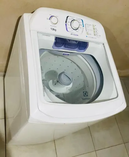 Máquina de lavar Roupa Eletrolux 13KG Turbo MODELO NOVO FAÇO ENTREGA ACEITO CARTÃO
