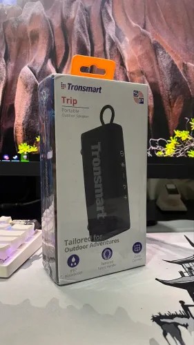 Caixinha de Som Portátil Tronsmart Trip Black