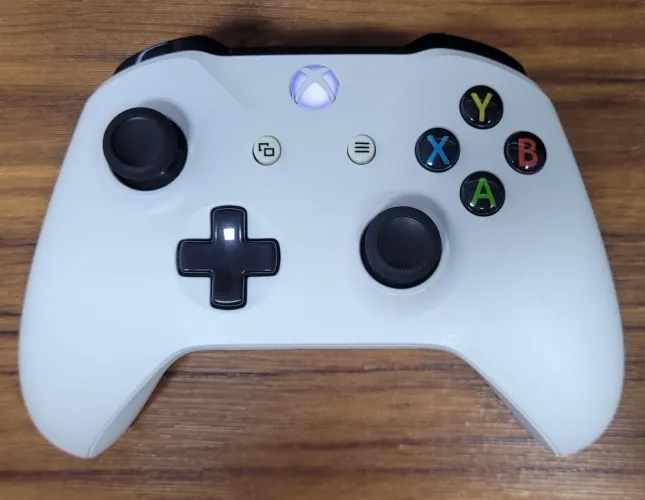 Controle de Xbox one S branco original