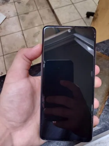 A51 semi novo pra sair agora 