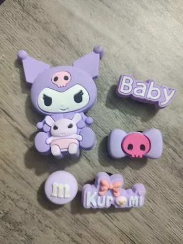 Jibitz para Crocs Sanrio Kuromi