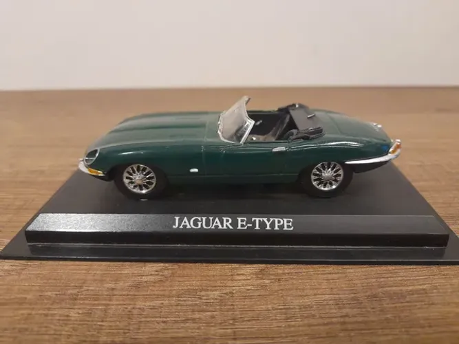 JAGUAR E-TAYPE 