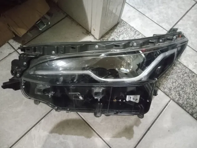 Farol Esquerdo Hilux Sw4 2021 2022