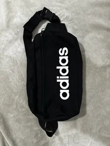 Bolsa Adidas original.