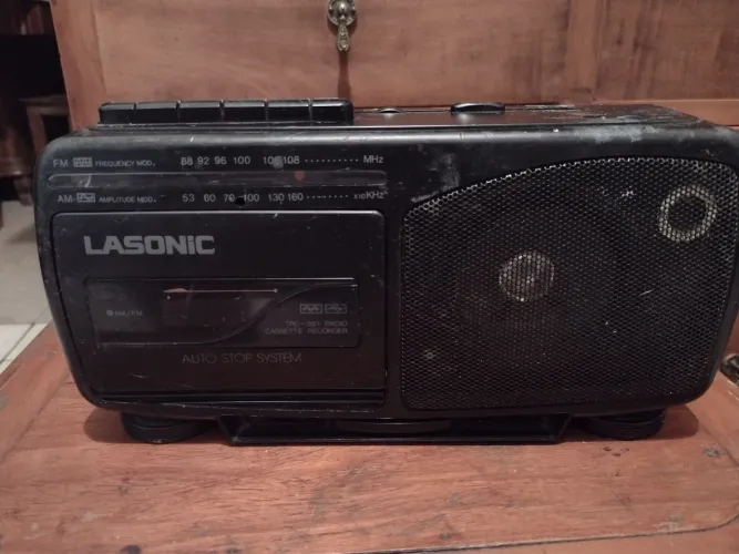 Rádio antigo