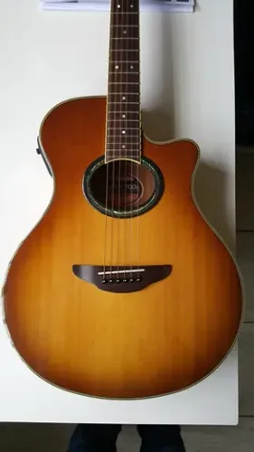 Violão Yamaha APX700