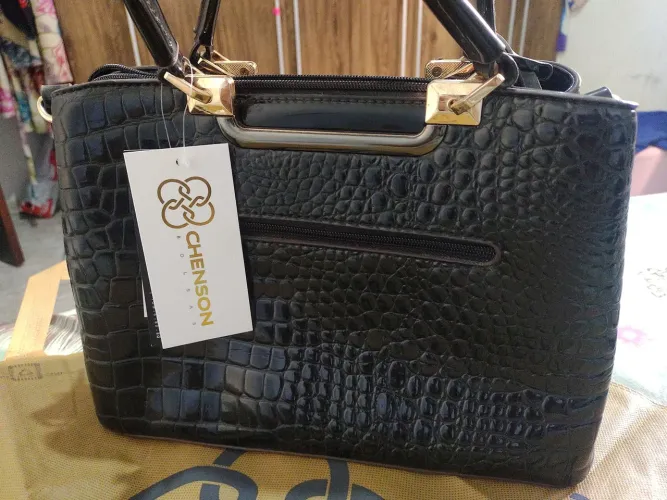 Bolsa de mão Chenson preta em couro