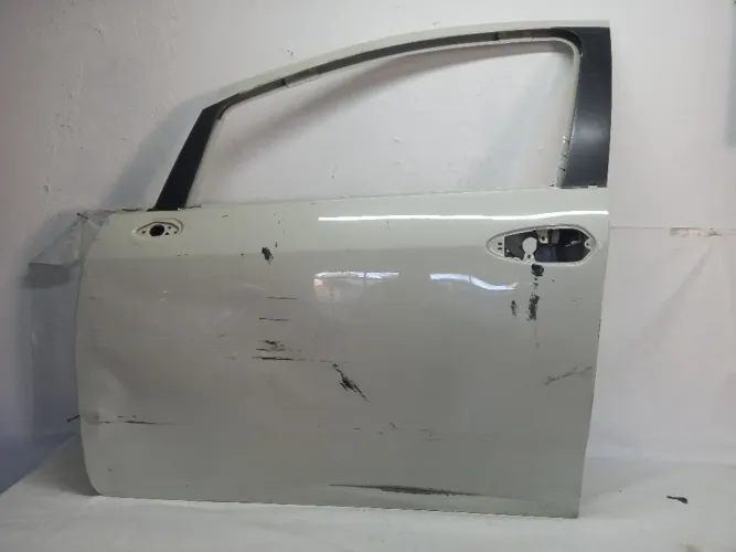 Porta Dianteira Esquerda Fiat Punto 2008 A 2016 Original