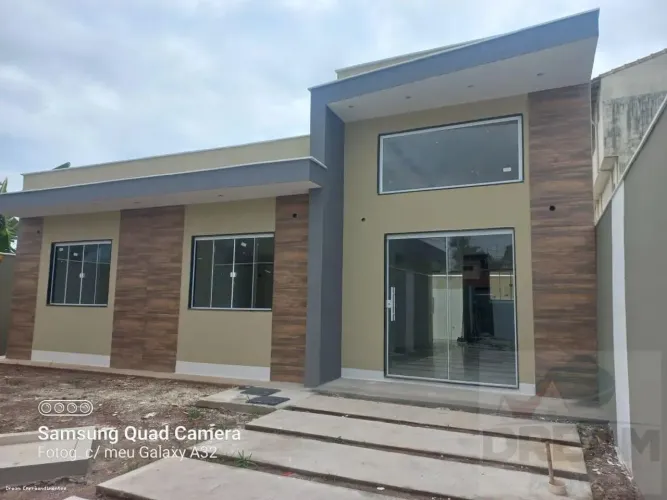 Casa para Venda em Rio das Ostras, Cidade Praiana, 3 dormitórios, 1 suíte, 2 banheiros, 3 