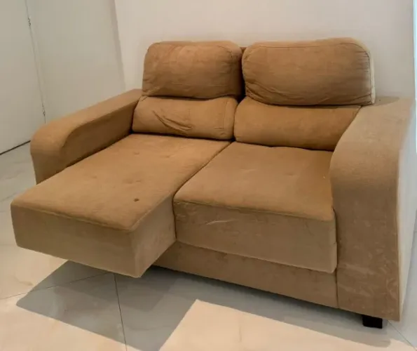 1. Sofá de 2 lugares 