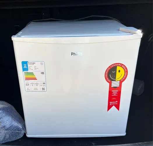 Mini Geladeira Philco 220vlt
