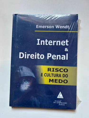 Livro: Internet e direto penal