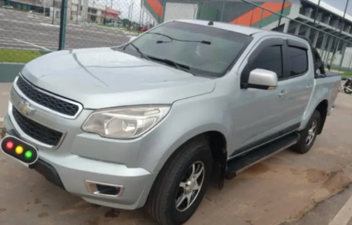 Chevrolet S10 Pick-up LT 2.8 TDI 4X4 CD Diesel 2013