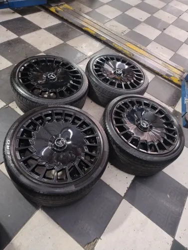 Rodas exclusivas Mercedes aro 20