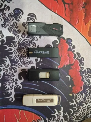 PEN DRIVES ORIGINAL DIVERSOS