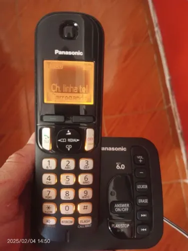 Telefone sem fio Panasonic KX-TGC220LB - usado