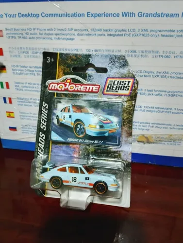 Porsche 911 Carrera RS 2.7 - Castheads Series - Majorette - Escala 1:64