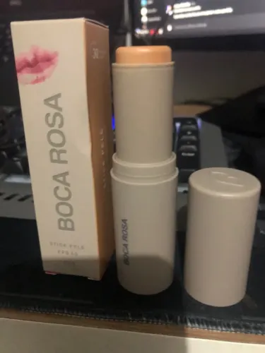 Boca Rosa Stick Pele Cor 14 FPS 30