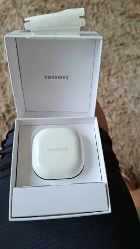 Fone de Ouvido Samsung galaxy FE fone de ouvido novo nunca foi usado com nota fiscal 