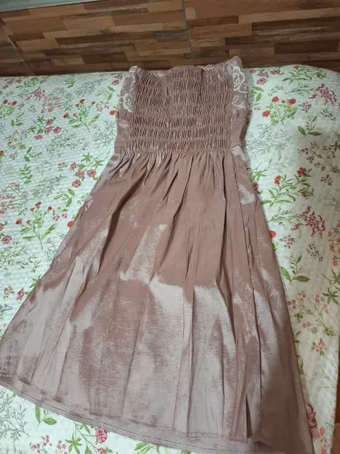 Vende-se vestido de festa semi-novo