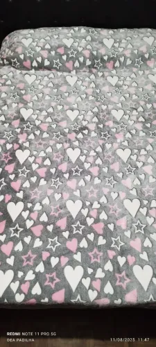 Coberdrom Sherpa Aveludado de Casal com Estampas de Corações e Estrelas