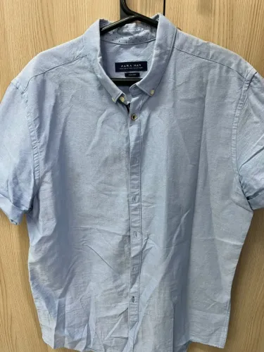 Camisa manga curta marca Zara tamanho M em perfeito estado