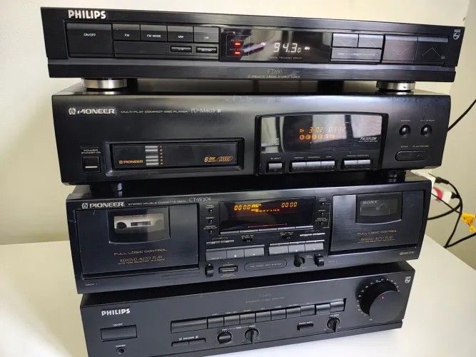 Conjunto de Som Completo 1990 Philips, Pioneer modulado