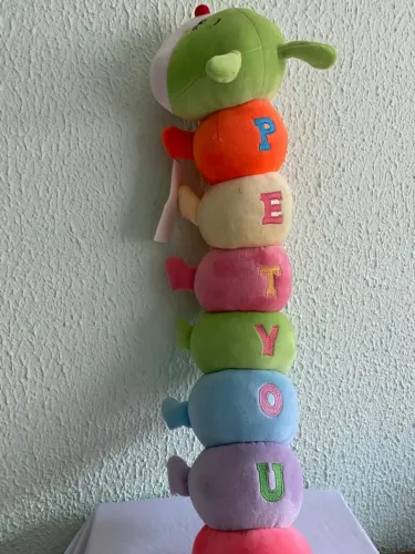 Centopéia de Pelúcia de 70cm