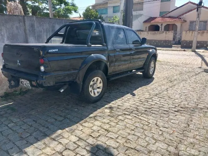 Mitsubishi L200 Sport HPE 2.5 4X4 CD DTI Dies. Aut. 2005
