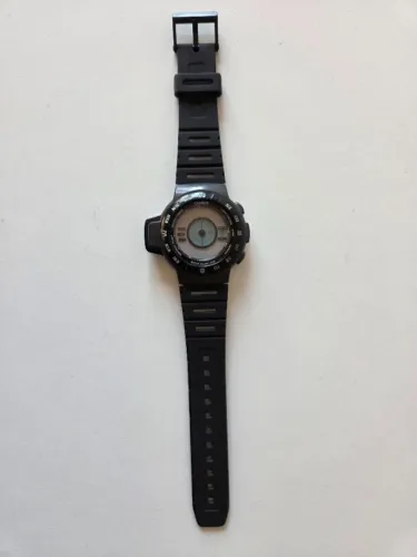 Antigo relógio Casio CPW-100