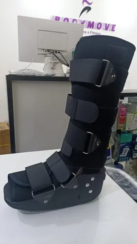 Bota ortopédica para imobilização cano longo